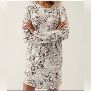 Athleta Black and Gray Eden Floral Long Sleeve Balance Dress - Size S